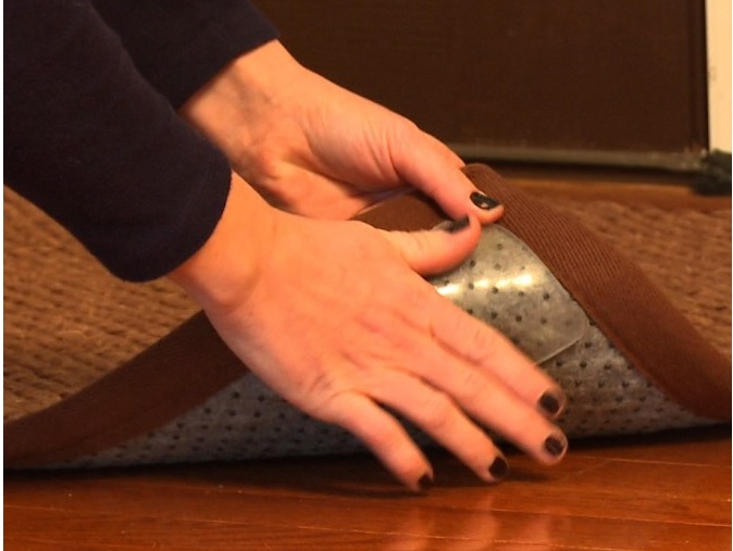 Gripeez StickPad Hang any Object, Anywhere, in seconds!