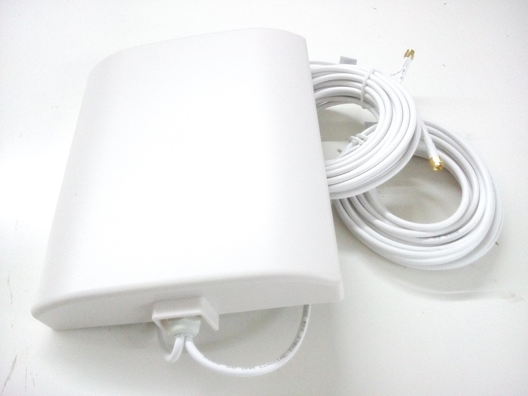 4G 3G LTE dual-polarized flat plate Panel antenna directional antenna 1710-2690MHz 18db Mimo system