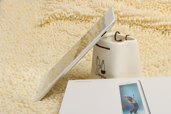 Onda V818 Mini QuadCore 7.9 inch Allwinner A31 Android 4.1.1 1GB RAM + 16GB IPS Capacitive Touch Screen