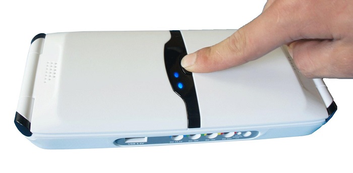 Solar Laptop / Smartphone / tablet Power bank Charger