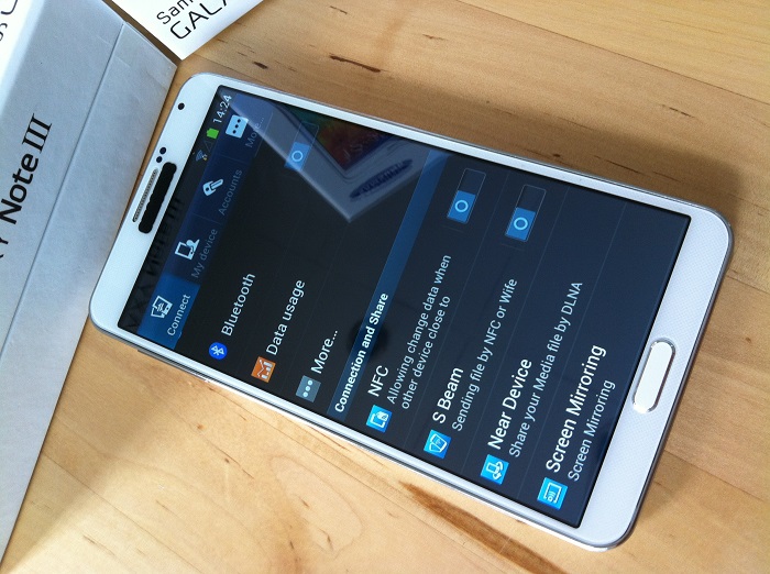 Samsung Galaxy NoteIII Clone 5.7"
12Mbpixel Android 4.3 GPS Smartphone