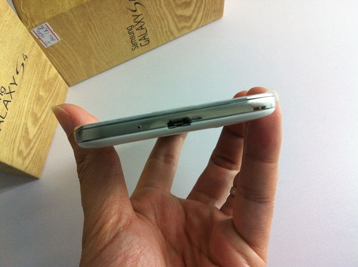 Samsung S4 i9500 1:1 Copy clone mtk6589 quadcore smartphone