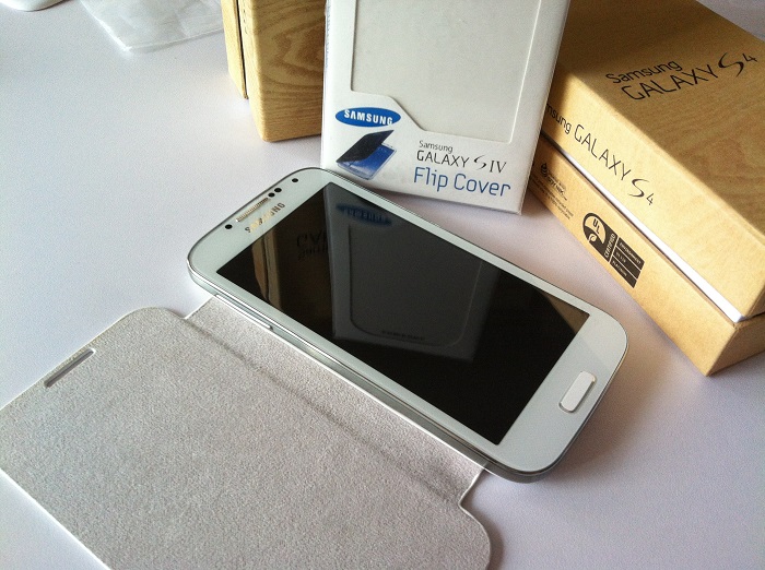 Samsung S4 i9500 1:1 Copy Dual Sim MTK6589 QuadCore 12.0 Mpixel 5 inch Android 4.3