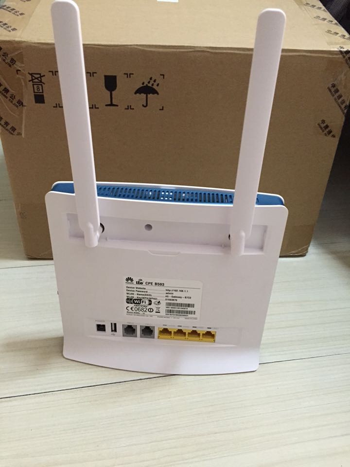 4G LTE Antenna for Huawei B683 B686 E5172 B593 B593S-22 B593 B593U-12 B593S-22 B2000 B30004G LTE 3G SMA Connector