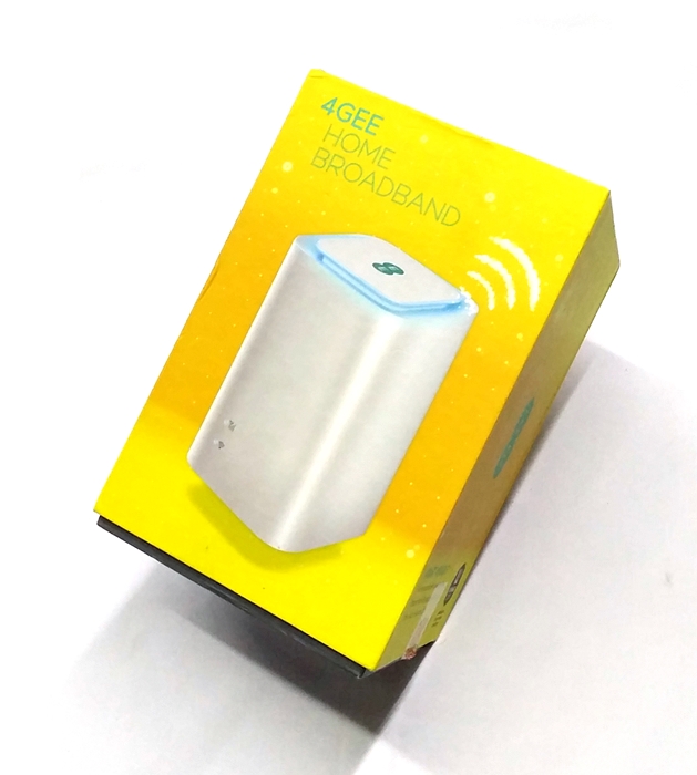 Huawei E5180 LTE Cube E5180As-22 CPE LTE Router 150 Mbit/s LAN Port