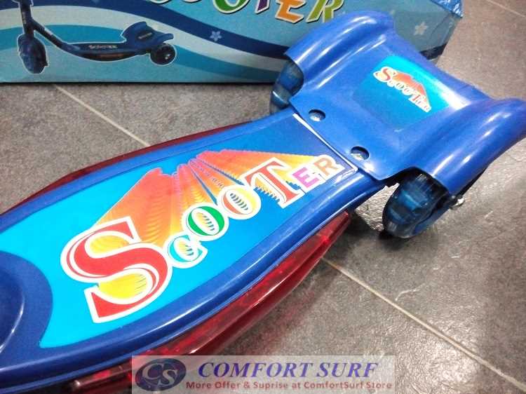 Quality 3 Wheel Micro Scooter - With Build in Music and LED Flashing Light & Basket -